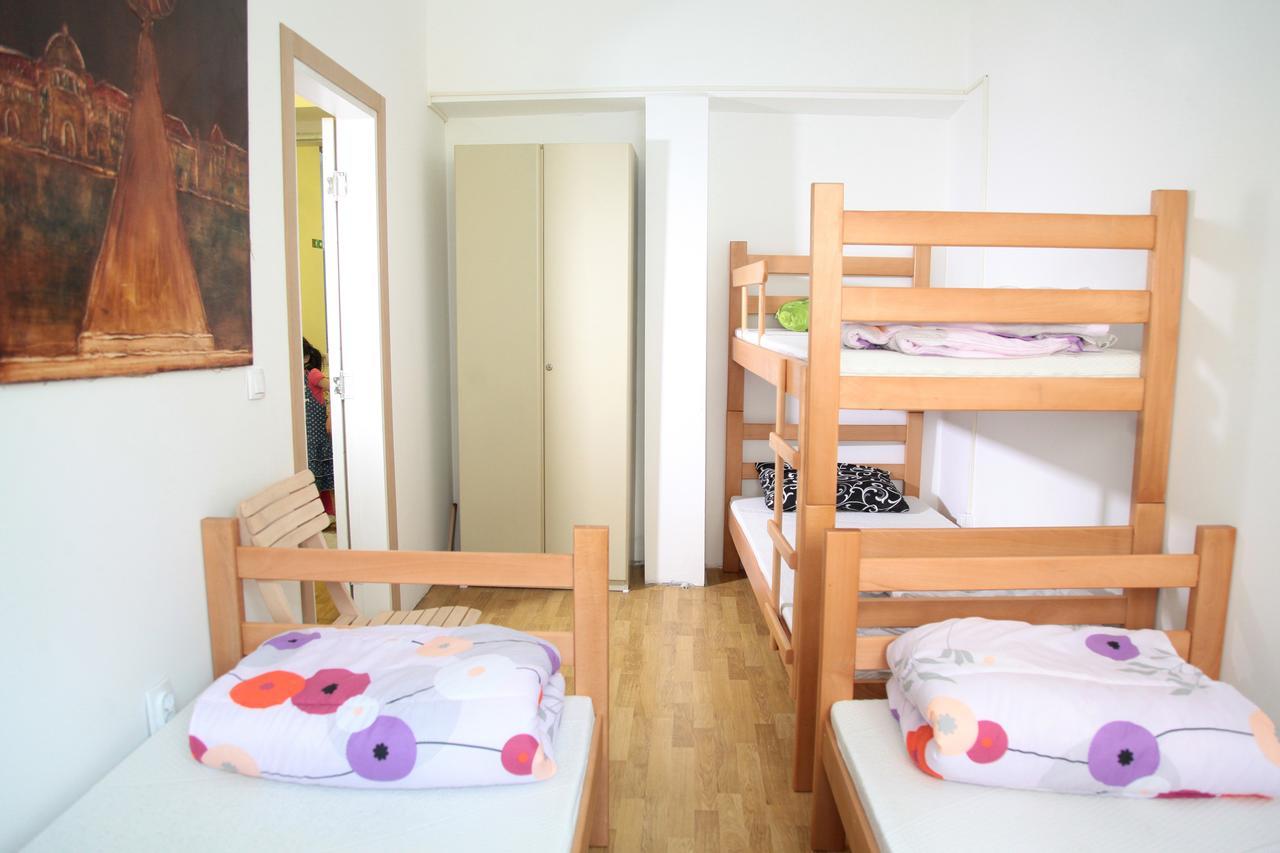 Hostel Jellostone 贝尔格莱德 外观 照片